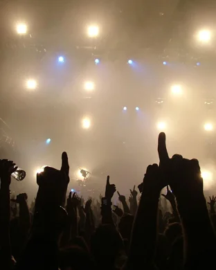 Sabaton, Pop Evil & Wings of Steel